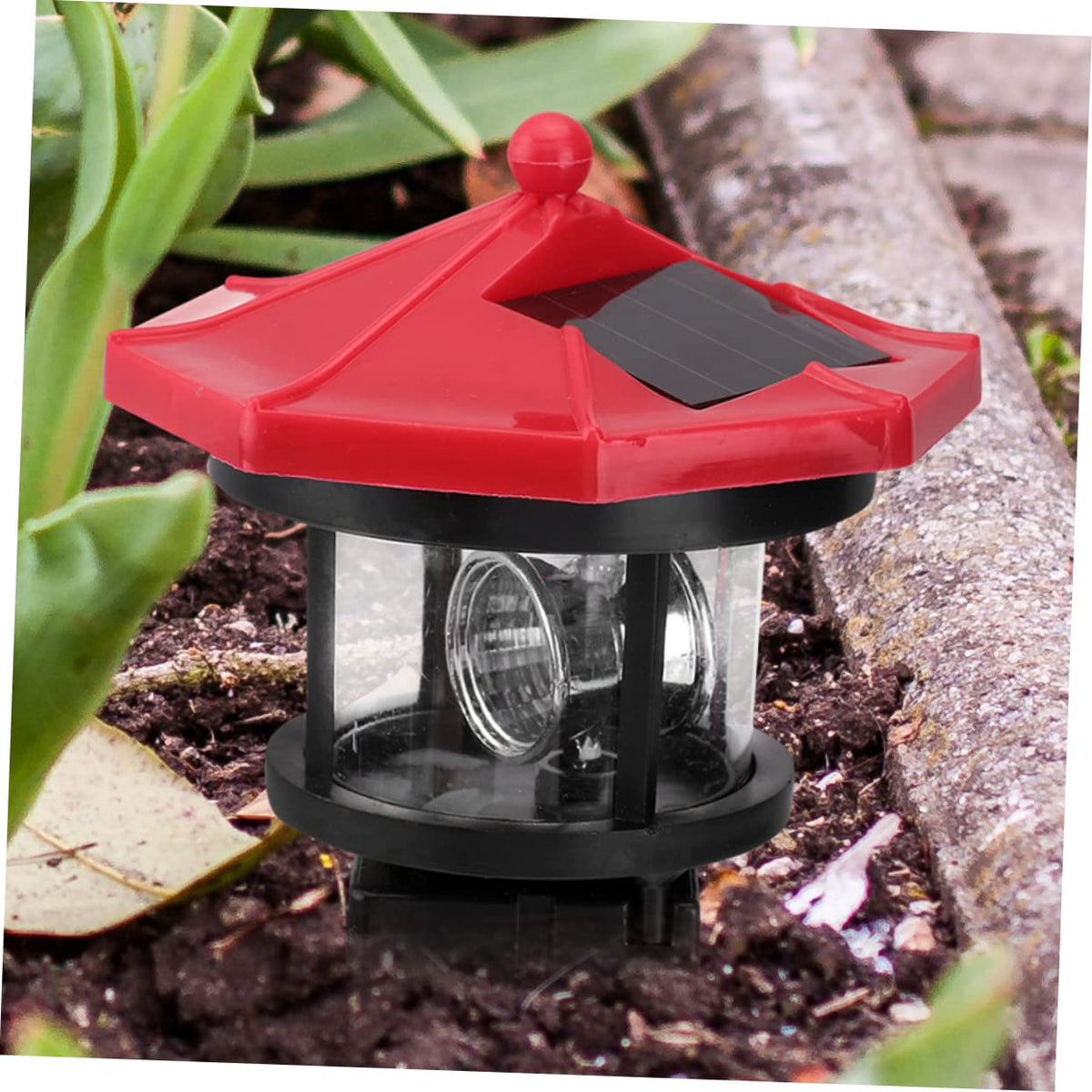 Solar Lighthouse Rotating Lamp Resin Garden Decorative Lights V532
