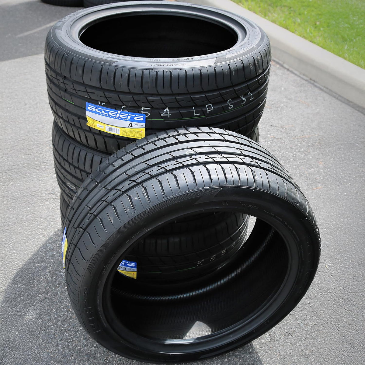 275/55R20 117V All Season XL Tire F6015