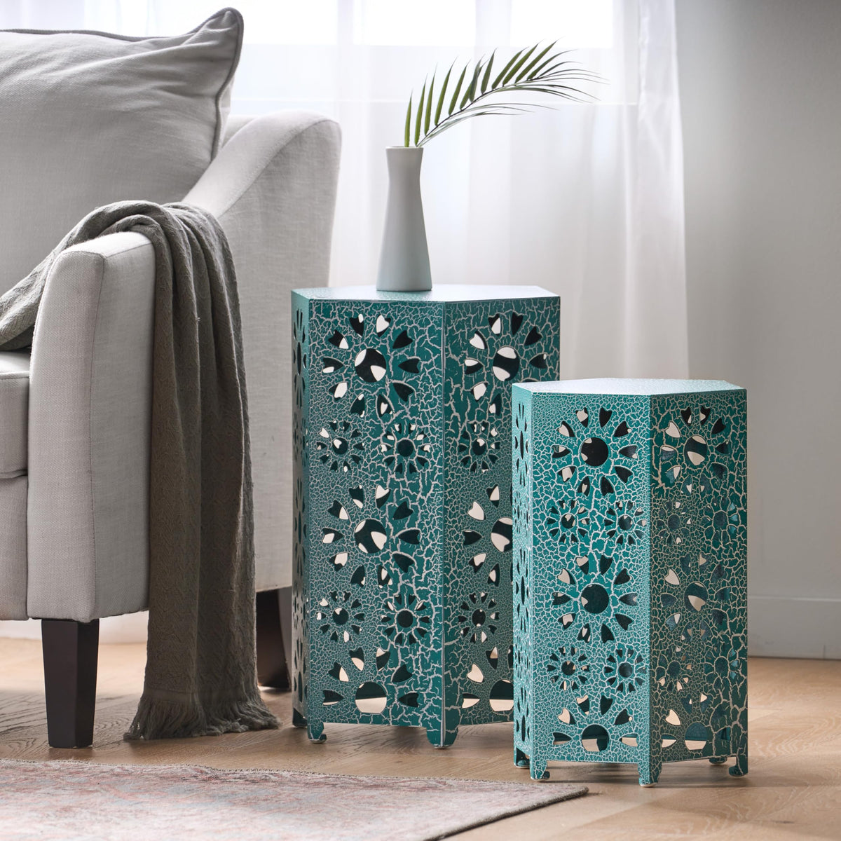 Teal Metal Garden Stool Side Table T899153